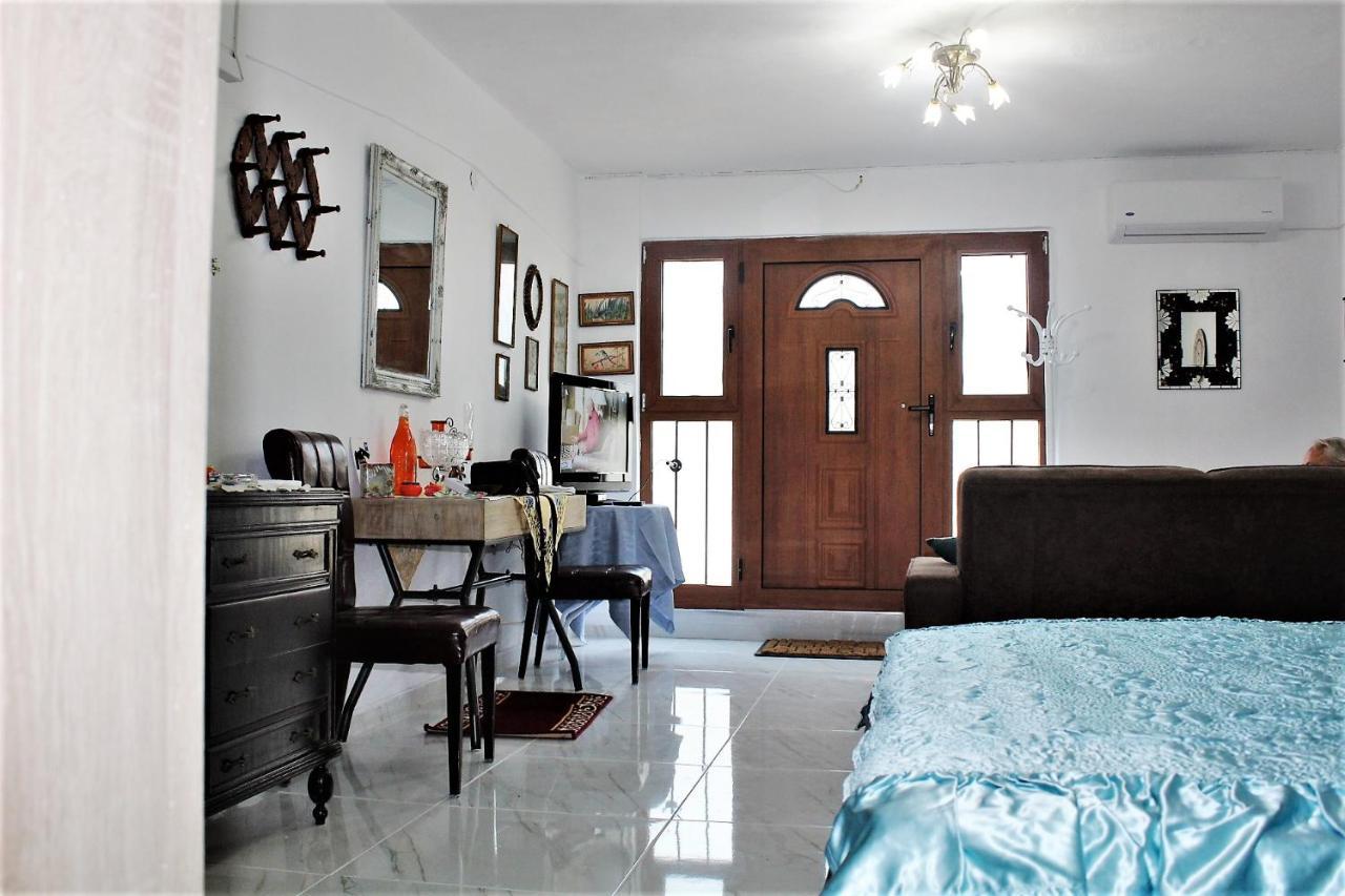 Sissy Apartments By The Sea Nikiana Extérieur photo