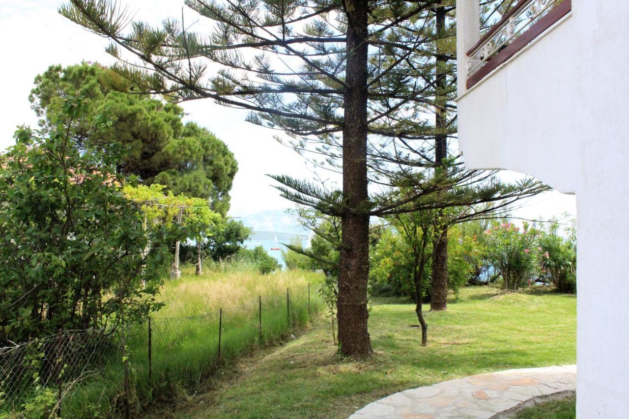 Sissy Apartments By The Sea Nikiana Extérieur photo