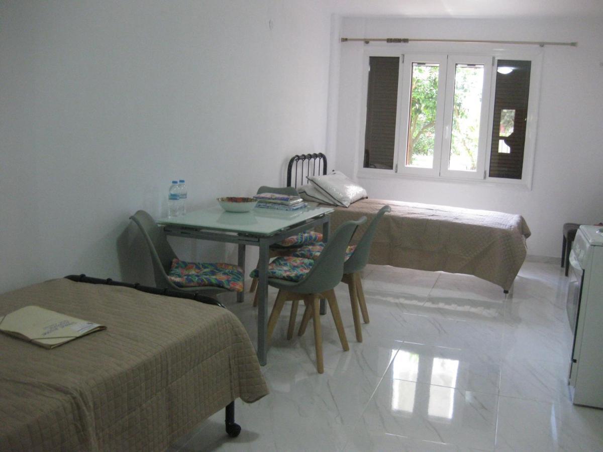 Sissy Apartments By The Sea Nikiana Extérieur photo
