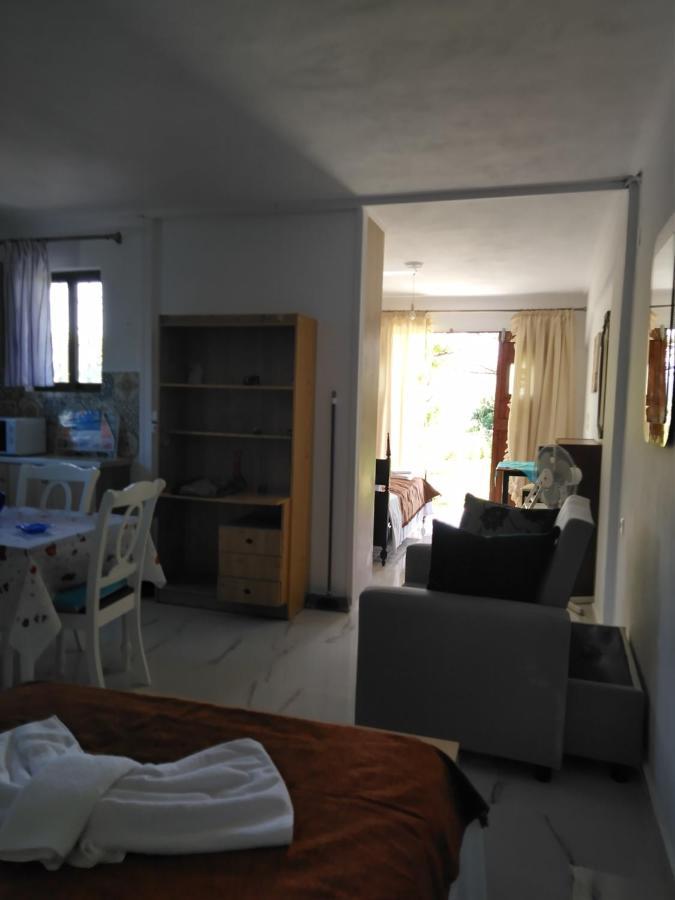 Sissy Apartments By The Sea Nikiana Extérieur photo