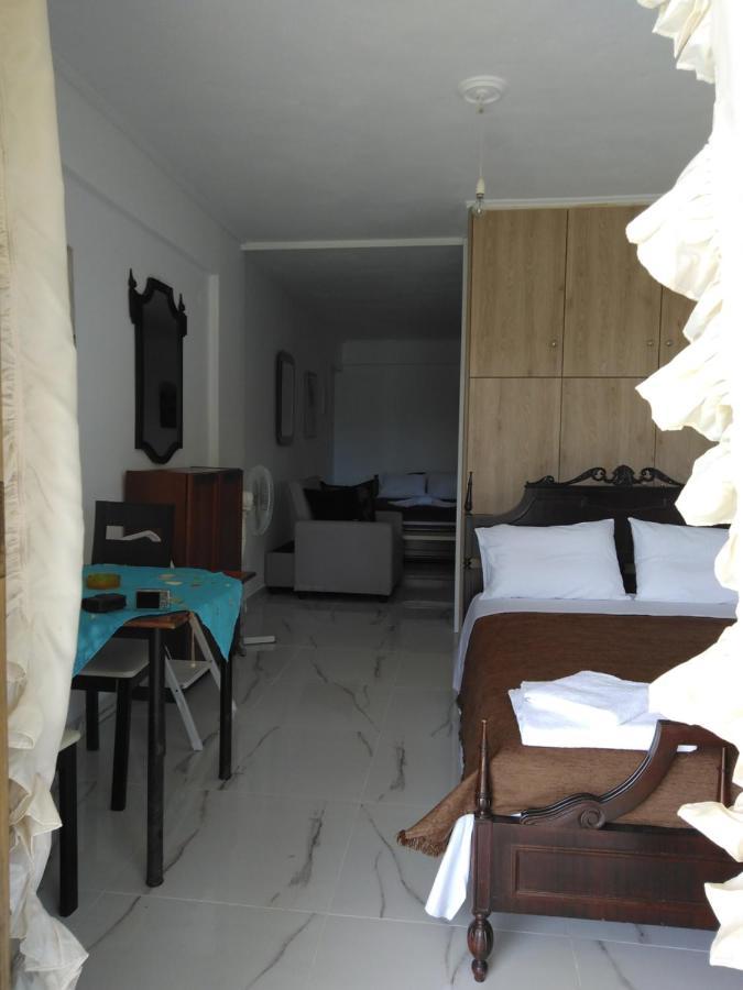 Sissy Apartments By The Sea Nikiana Extérieur photo